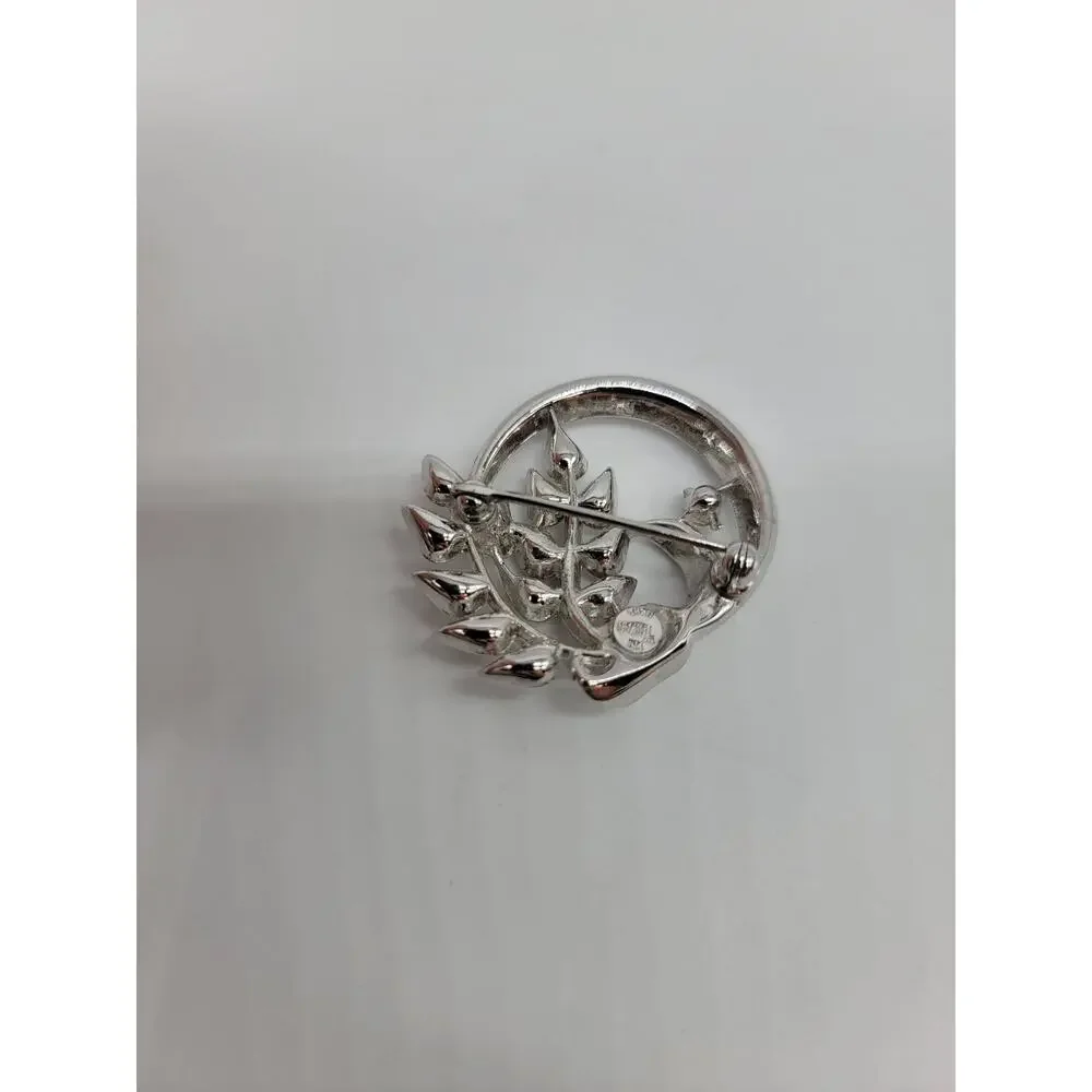 Vintage Crown Trifari 1950's Wreath Silver Rhinestone Brooch Pin Jewelry